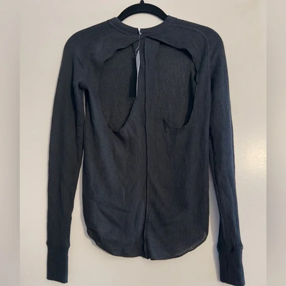 U.O - out from under cut out long sleeve tee - Picture 3 of 5